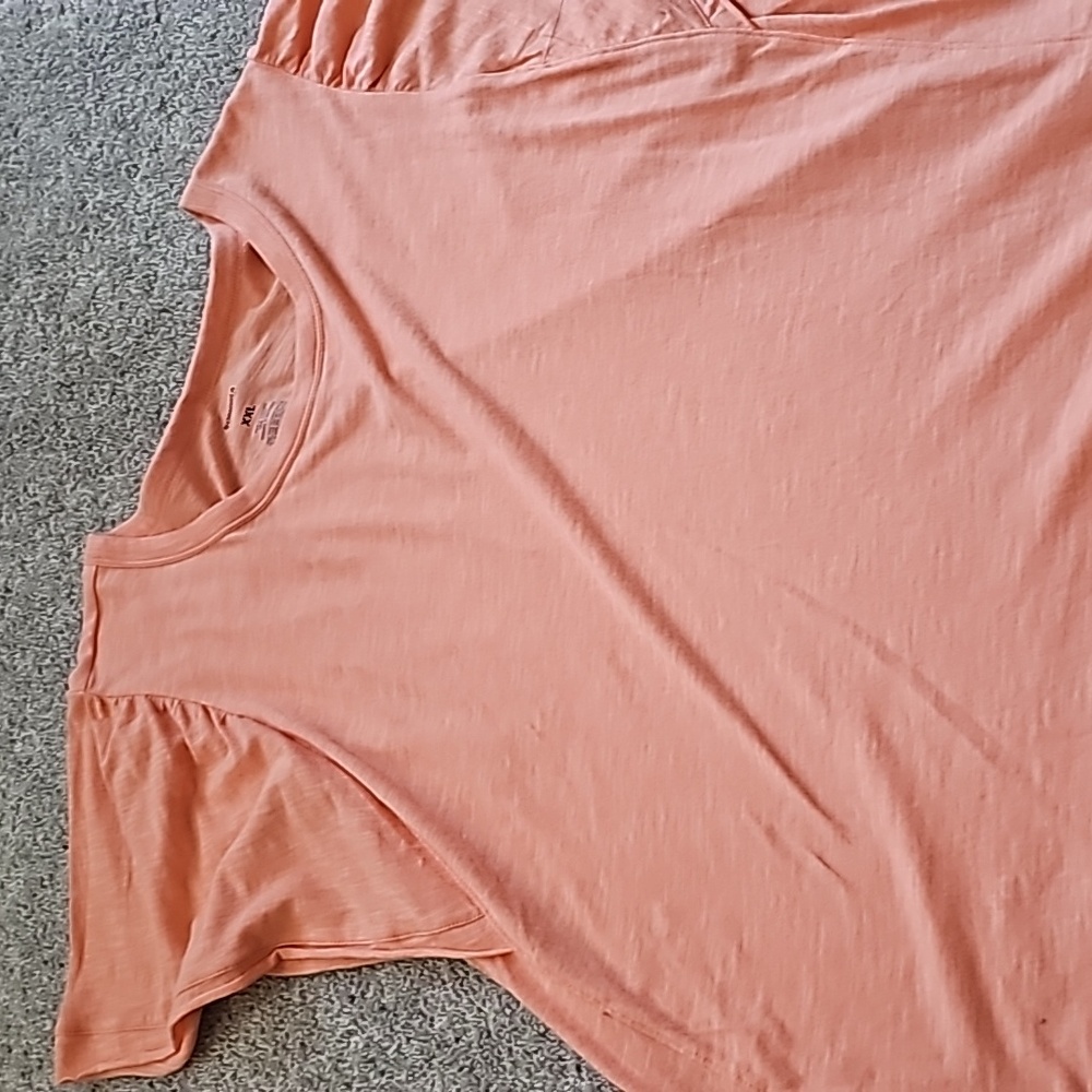 B5🖤Coral flutter sleeve top